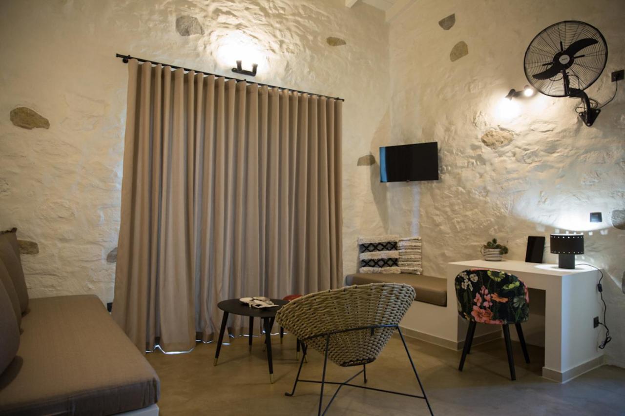 Afentiko Pigadi Villa Methone Buitenkant foto