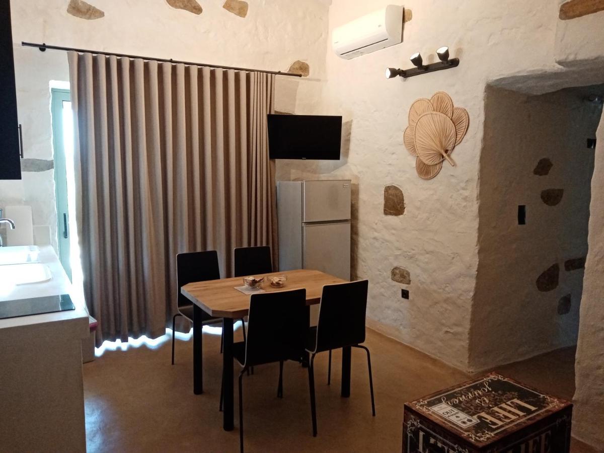Afentiko Pigadi Villa Methone Buitenkant foto