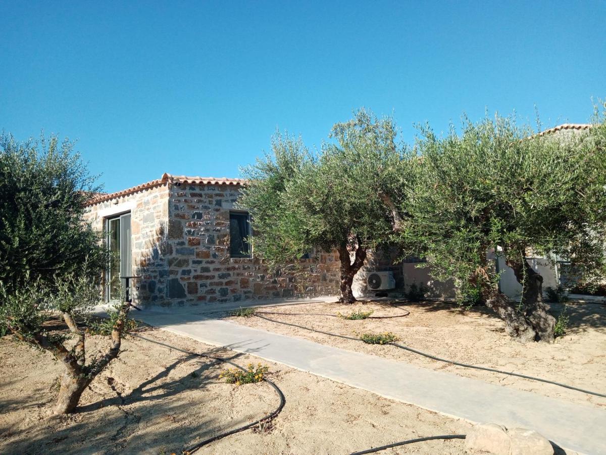 Afentiko Pigadi Villa Methone Buitenkant foto