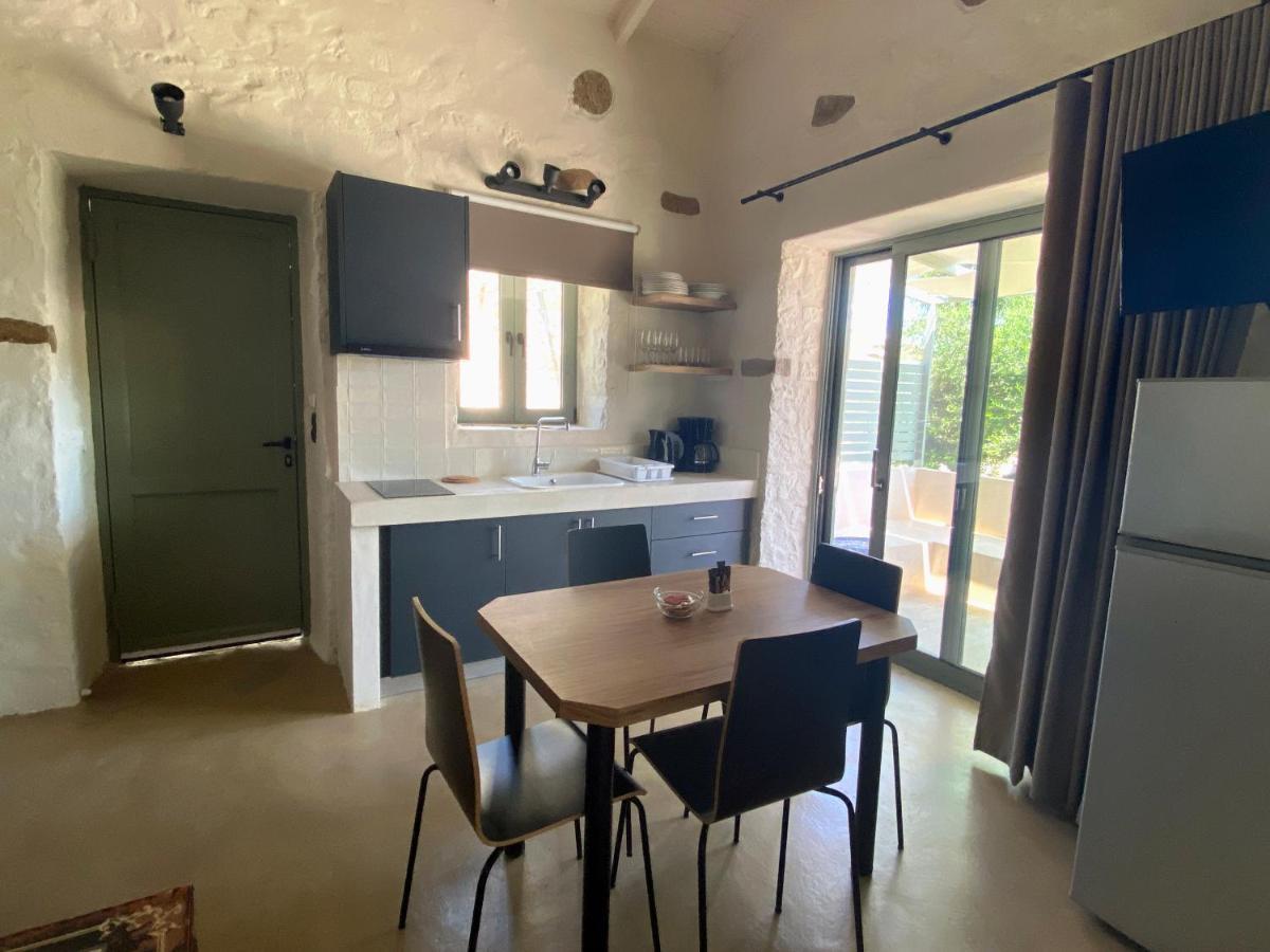 Afentiko Pigadi Villa Methone Buitenkant foto